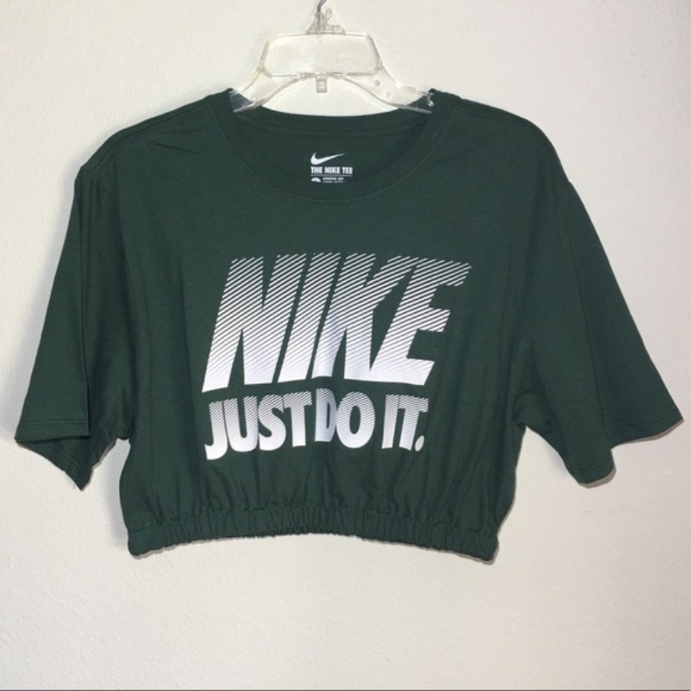 Nike Graphic Crop Top- - Picture 1 of 4